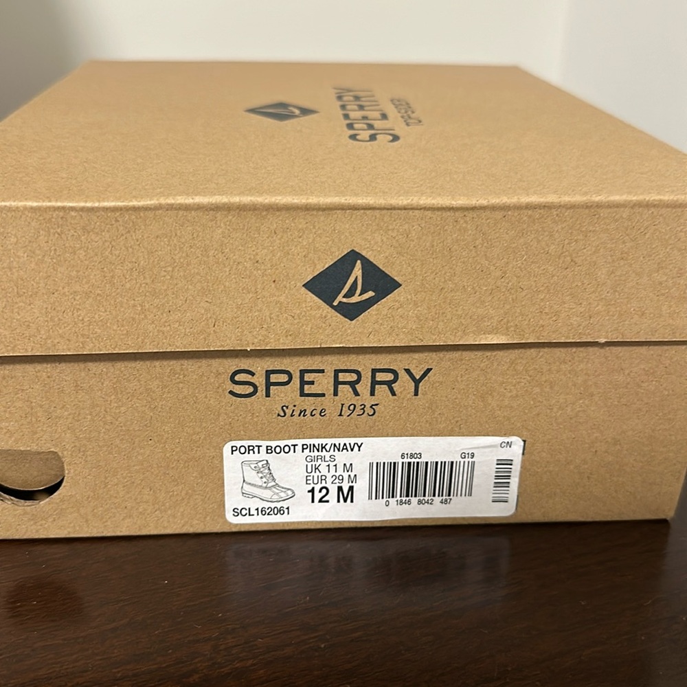 Sperry port boot